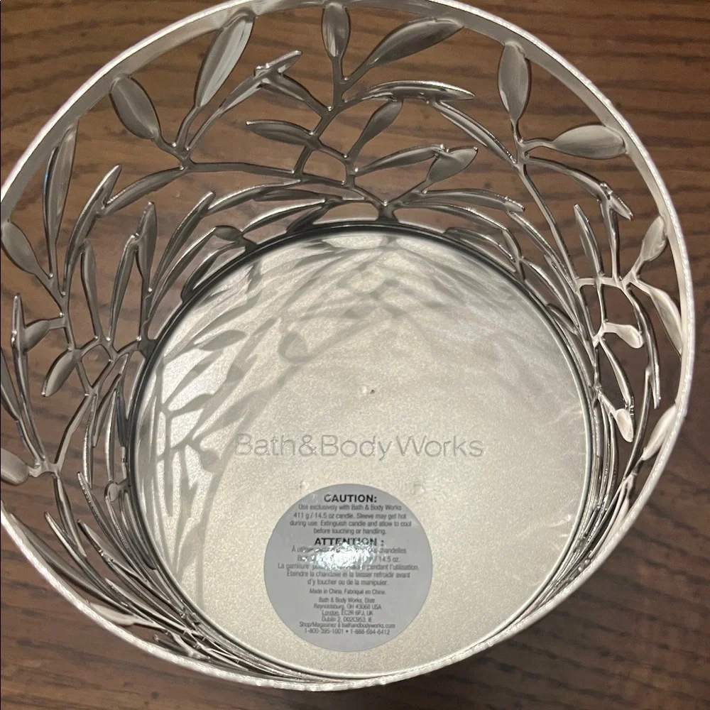 Bath & Body Works Silver Leaf‎ Design Candle Holder - Picture 6 of 9